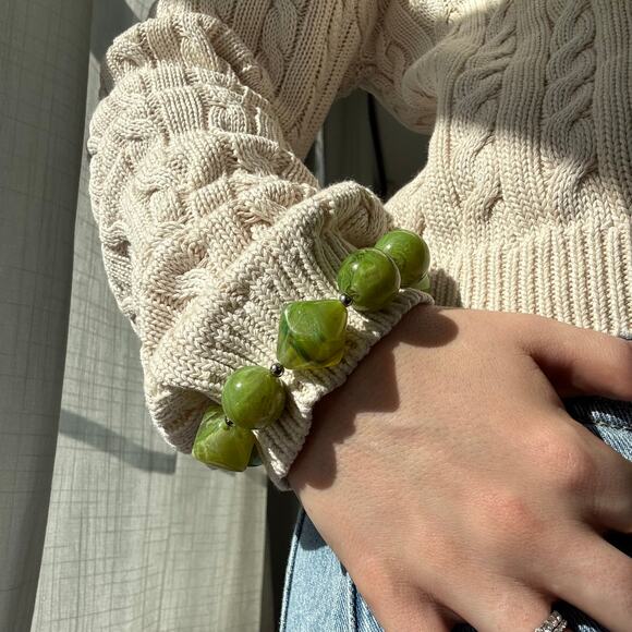 Green Beaded Bracelet with Silver Bead Spacers - Picture 3 of 3